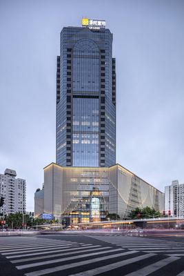 浦东新区陆家嘴八佰伴核心地段华润时代广场办公单元出租110-1793㎡定制装修/标准交付，地铁9号线商城路200米，2号线东昌路500米