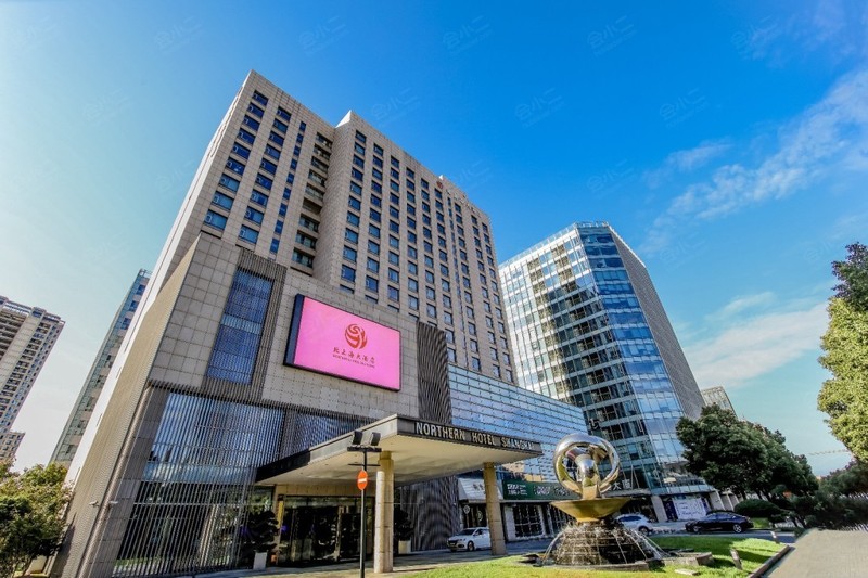 上海市中铁中环时代广场公寓出售，静安市北精装公寓出售