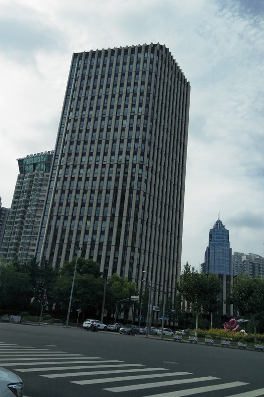 上海虹口区城投控股大厦写字楼租售，近地铁4/10/8号线