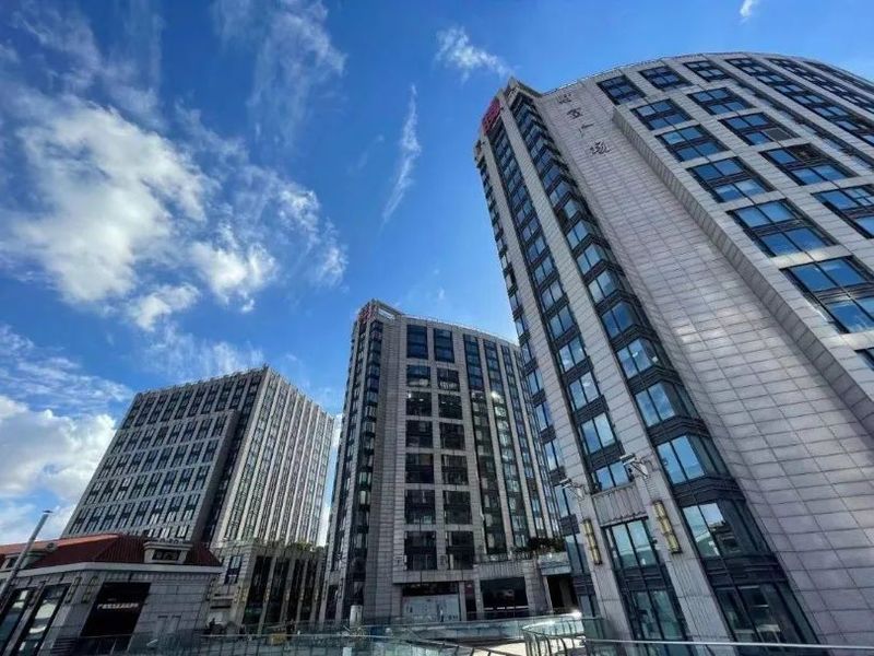 上海市静安区祥腾财富广场写字楼出售，地铁口现房出售