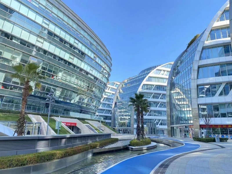 上海虹桥世界中心 办公出租 精装修拎包入住 双地铁上盖