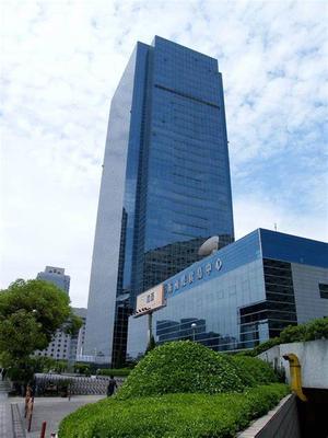 上海杨浦区上海商贸大厦写字楼租售，框架结构的甲级高水平办公大楼