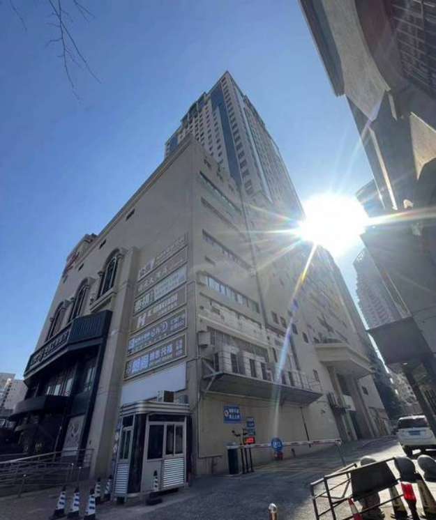 上海市徐汇区徐家汇云启公寓出售（汇银大厦），东起宛平路，西至宜山路，北起广元路，南至零陵路