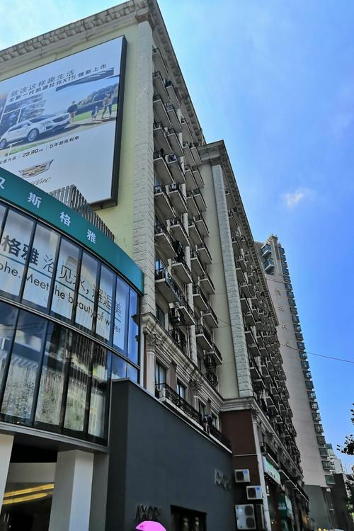 上海市徐汇区诺亚公馆公寓出售（宜山大楼），地理位置优越，交通便利