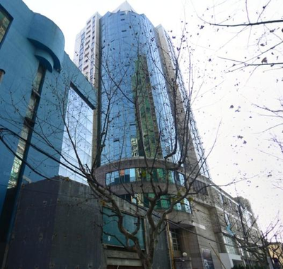 上海徐汇区科技投资大厦写字楼租售，近地铁1/9号线，全智能化高档办公大厦