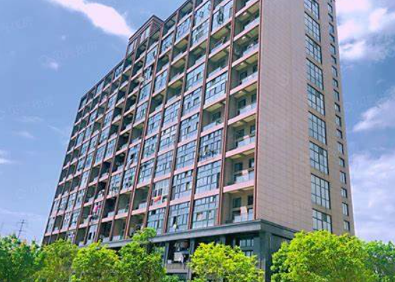 上海市松江区钰丰商都73㎡公寓出售，位于古镇泗泾