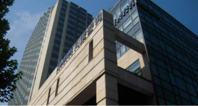 上海长宁区领慧国际写字楼出租，交通出行方便快捷、朝南房型视线好