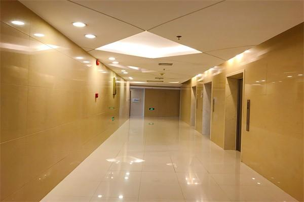 上海市长宁区光华大厦43-47㎡公寓出售，周边商业设施配套齐全，交通便利