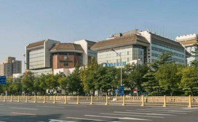 上海静安区国旅大厦写字楼租售，绝佳的办公场所，车位充足，地铁1、2号线