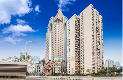 上海市浦东新区写字楼华融大厦出租，大堂层高4米，开间面积"100-200"㎡