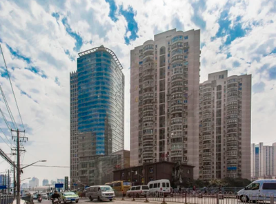 上海闸北区林顿大厦写字楼租售，紧邻内环线和南北高架，地铁1号线汶水路站
