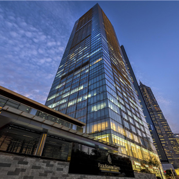 上海浦东新区二十一世纪大厦写字楼租售，商业配套完善，可自由分配布局