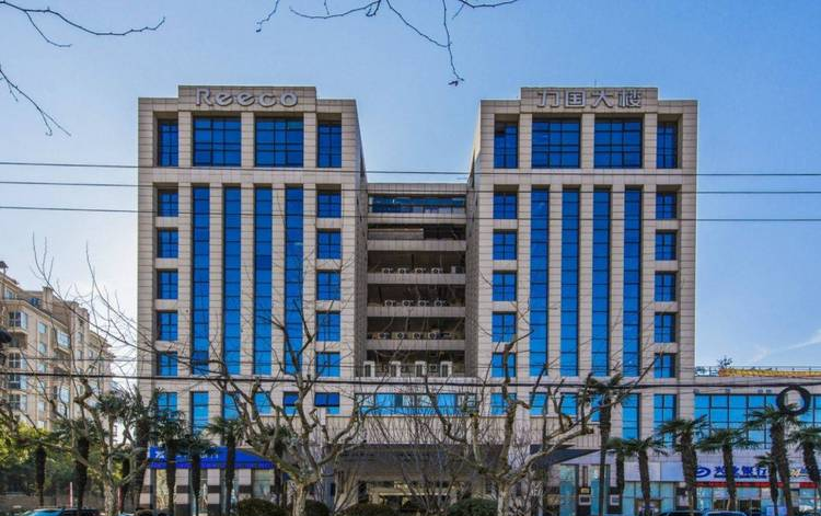 上海闵行区力国大楼写字楼租售，周边设施完善、地铁9/10号线、大楼内部办公环境良好，是很好的办公场所。