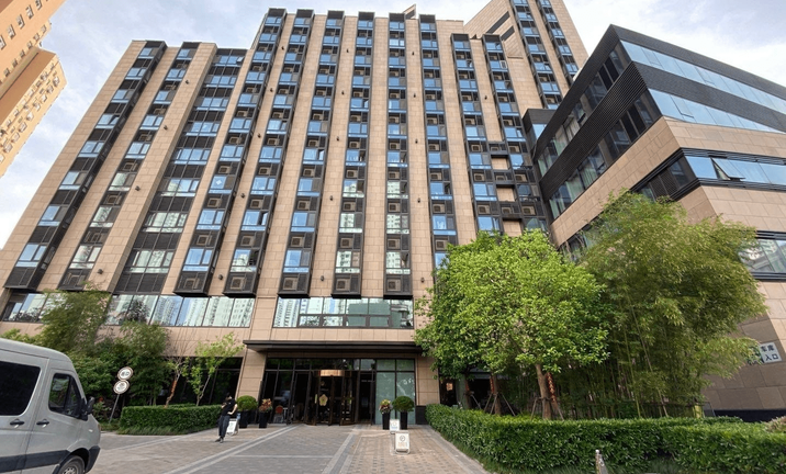 上海徐汇区金巢铂瑞阁公寓出售，周边商业设施配套齐全