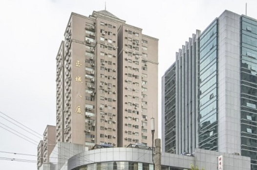 上海普陀区玉城大厦写字楼出租、带煤气、实惠房源、交通便利