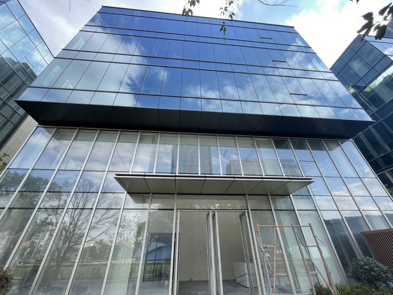 上海闵行整栋办公室出租，平金中心办公室出租，双轨上盖，毛坯交付，商业综合体