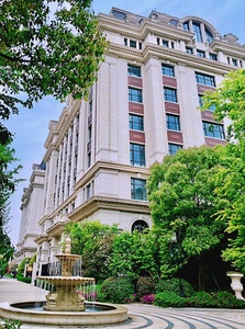 上海市虹桥核心区新华联中心办公150-2000㎡出租 三地铁上盖