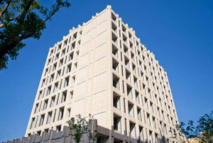 上海市浦东区海滨时代大厦公寓出售，新城芦潮港板块的核心位置