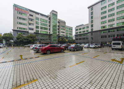 上海闵行区先锋街25号写字楼租售、近地铁10号线龙柏新村站