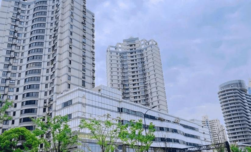 上海市浦东区上安大厦，陆家嘴金融开发区，东靠杨浦大桥，交通便捷