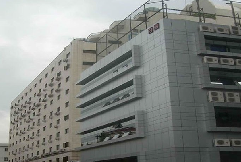 上海长宁区国峰科技大厦写字楼租售，纯办公涉外写字楼