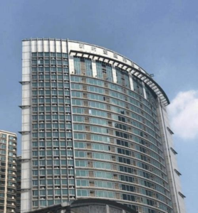 上海市长宁区新时空国际商务广场40㎡公寓出售，毗邻虹桥经济技术开发区，交通网络四通八达