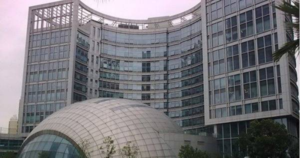 上海长宁区云都虹桥大厦写字楼租售，紧邻内环高架入口、大厦的管理周到专业。