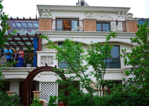 上海市松江区世茂纳米魔幻城公寓出售，亲子旅居综合体