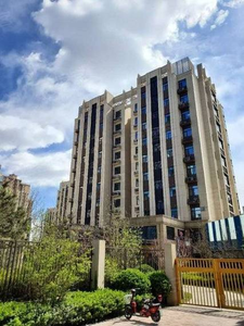 上海市宝山区泰禾壹号36㎡公寓出售，周边交通便利，,衣食住行便捷