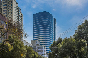 上海市长宁区愚园玺公寓出售（绿地商务大厦）102-122㎡，位处长宁区政治、经济、文化的核心位置