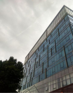 上海市宝山区宝龙朝暮公寓出售，周边商业设施配套齐全，大规模综合体