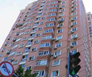 上海市长宁区名都公寓153㎡出售，视野极佳，交通发达